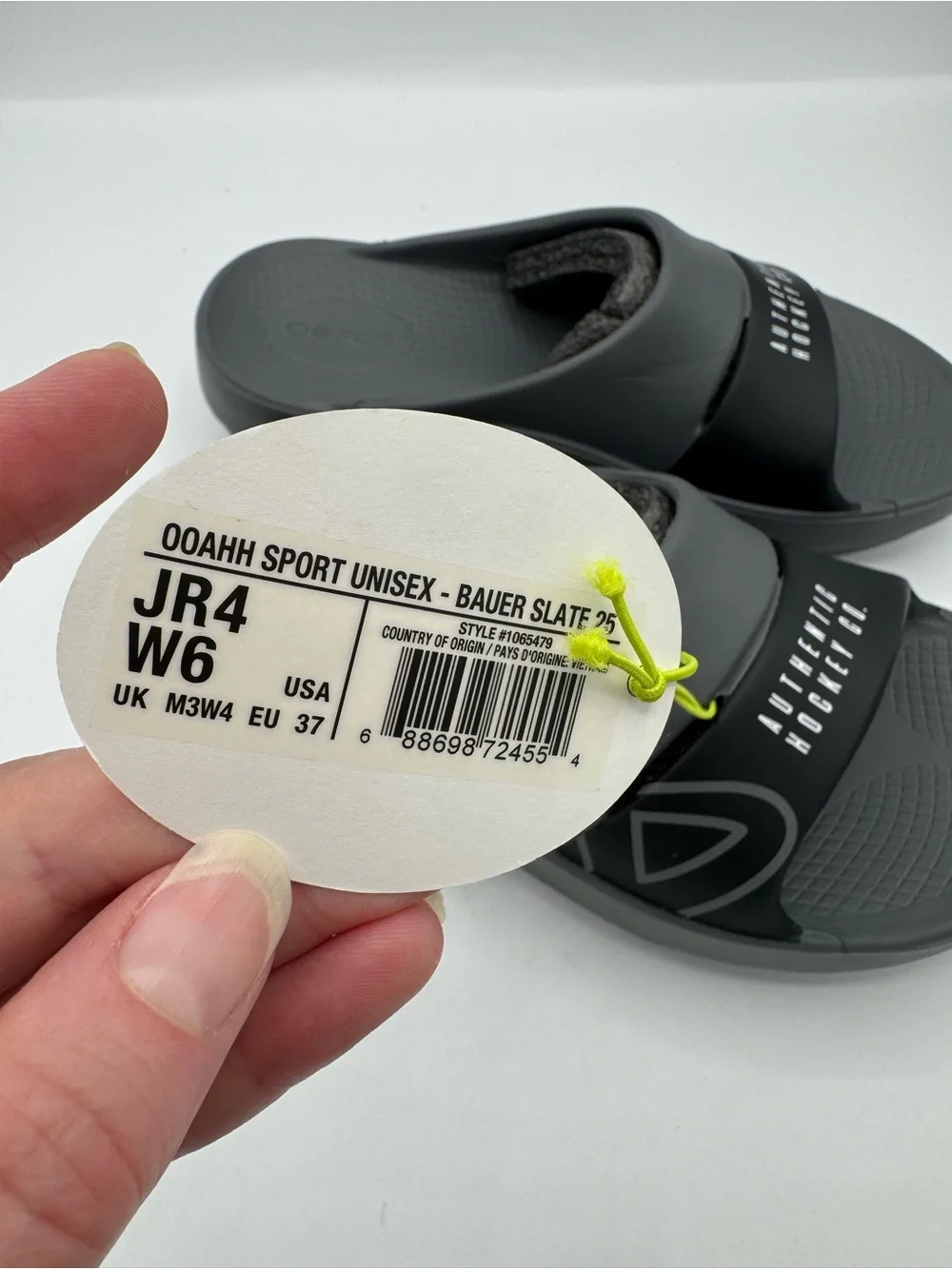 Oofos Black Slide Sandals ooahh sport unisex Bauer Slate 25 size junior 4 new